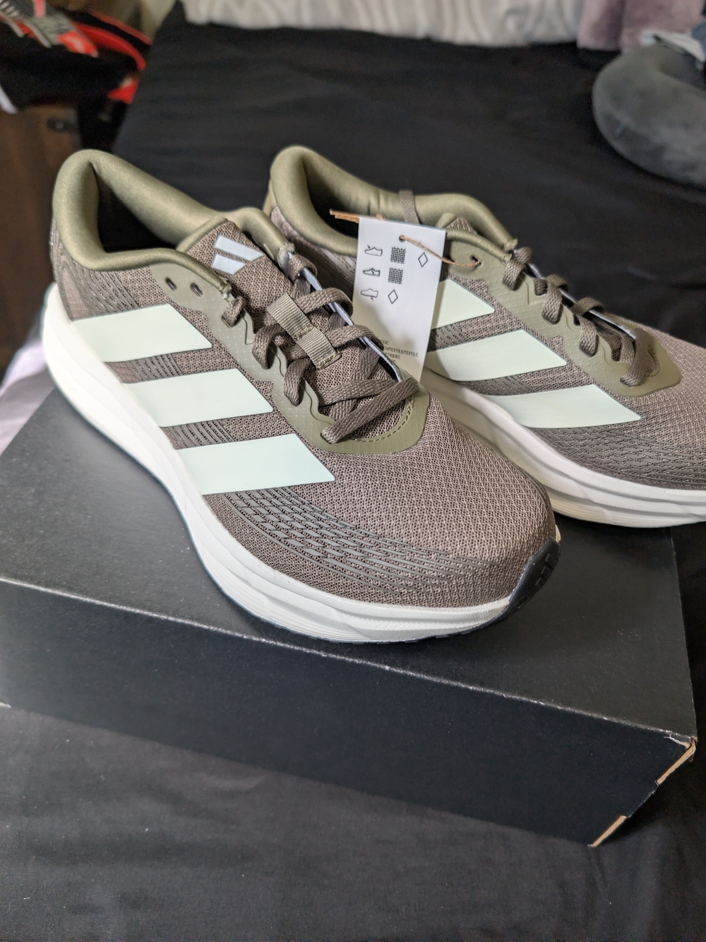 Adidas Galaxy 8 Run Menâs Running Shoes - Olive Green/White Size 9 1/2